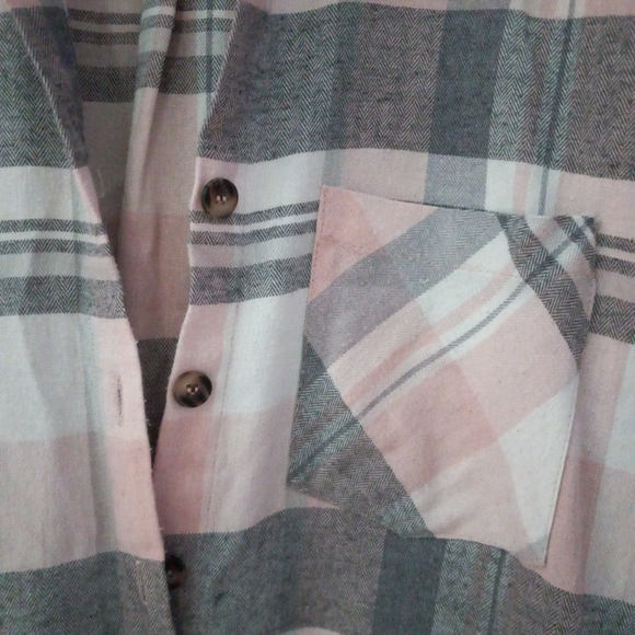 Passport M Cotton Plaid Button Down Collared Top in Gray Pink - Picture 8 of 10